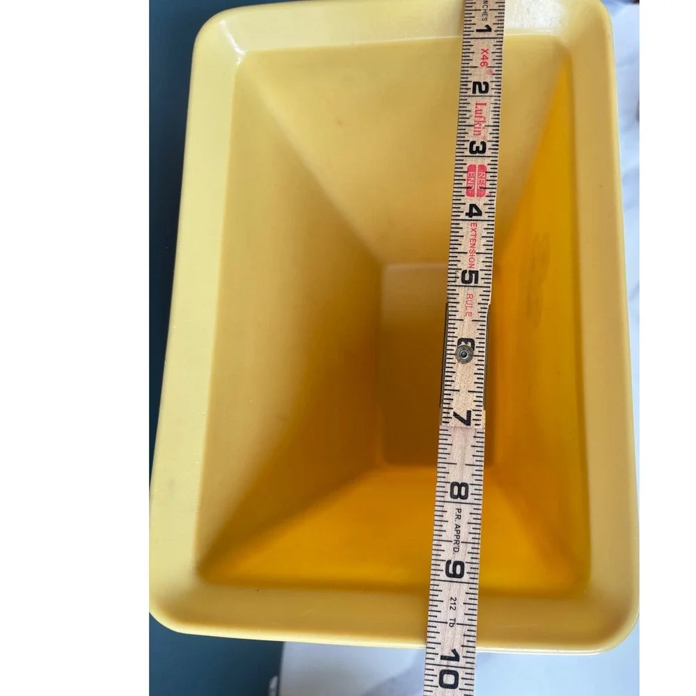 Vintage Rubbermaid 2952 Yellow Daisy Wastebasket Trash Can Retro Floral Plastic
